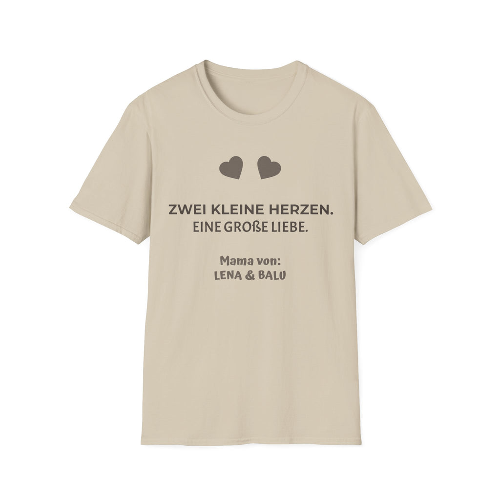 Mama Shirt personalisiert – „Zwei kleine Herzen. Eine große Liebe.“ | Cozee