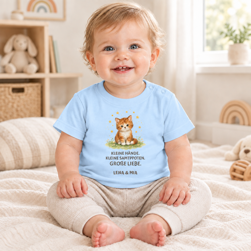 Baby T-Shirt mit Katze – Kleine Hände. Kleine Samtpfoten.