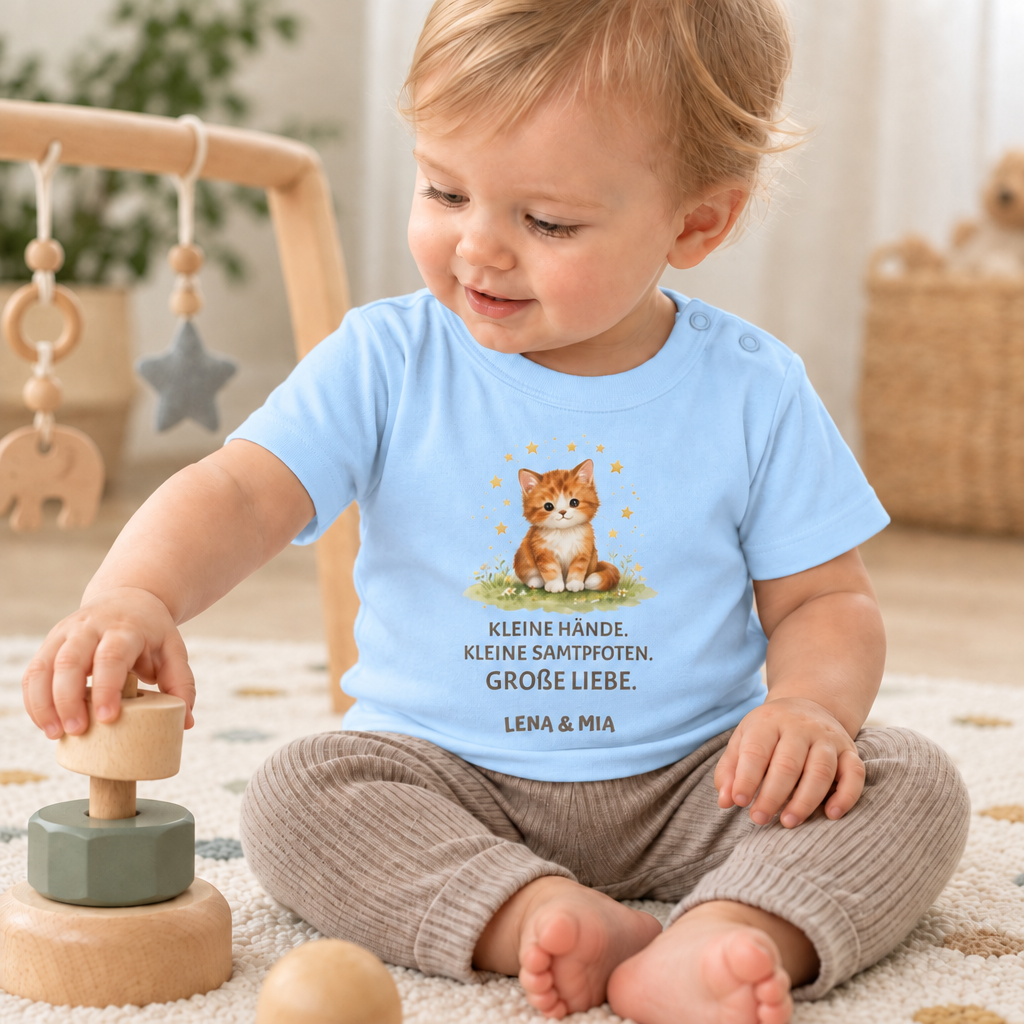 Baby T-Shirt mit Katze – Kleine Hände. Kleine Samtpfoten.