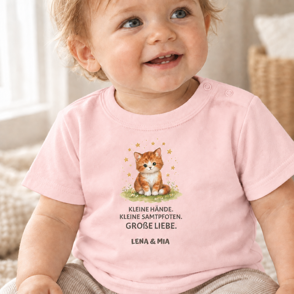 Baby T-Shirt mit Katze – Kleine Hände. Kleine Samtpfoten.