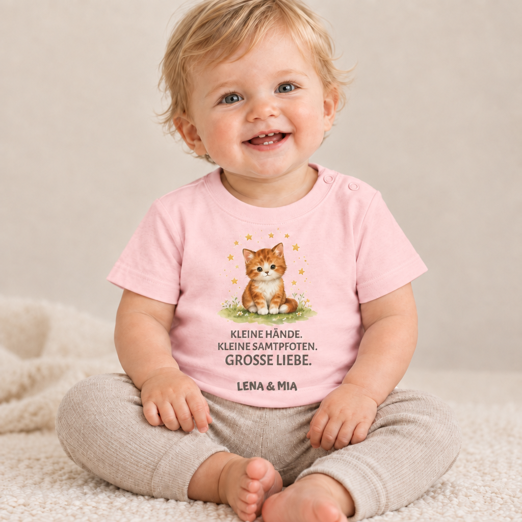 Baby T-Shirt mit Katze – Kleine Hände. Kleine Samtpfoten.