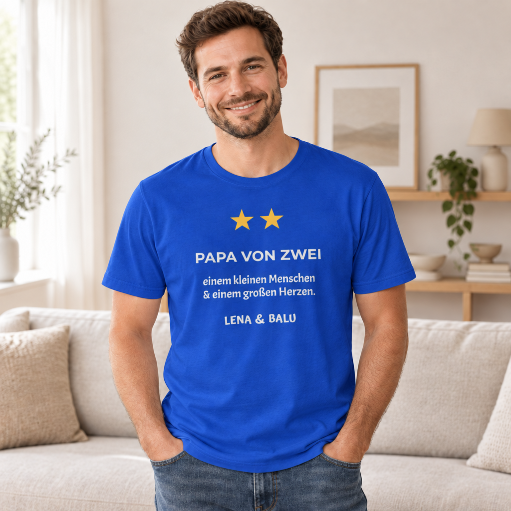 Papa Shirt personalisiert – „Papa von zwei“ | Baby & Hund | Cozee