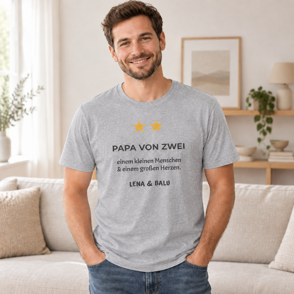 Papa Shirt personalisiert – „Papa von zwei“ | Baby & Hund | Cozee
