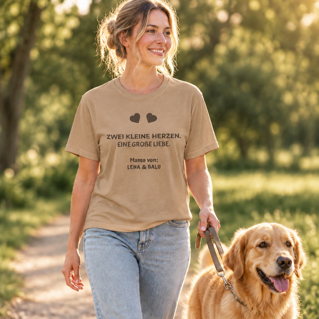 Mama Shirt personalisiert – „Zwei kleine Herzen. Eine große Liebe.“ | Cozee